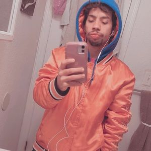 Meet your Posher, Rafael a.